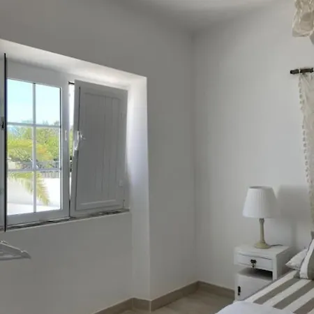 Semesterbostad Tamissa *