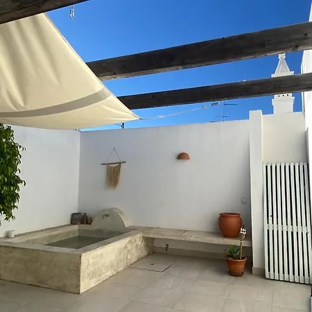 Semesterbostad Tamissa *